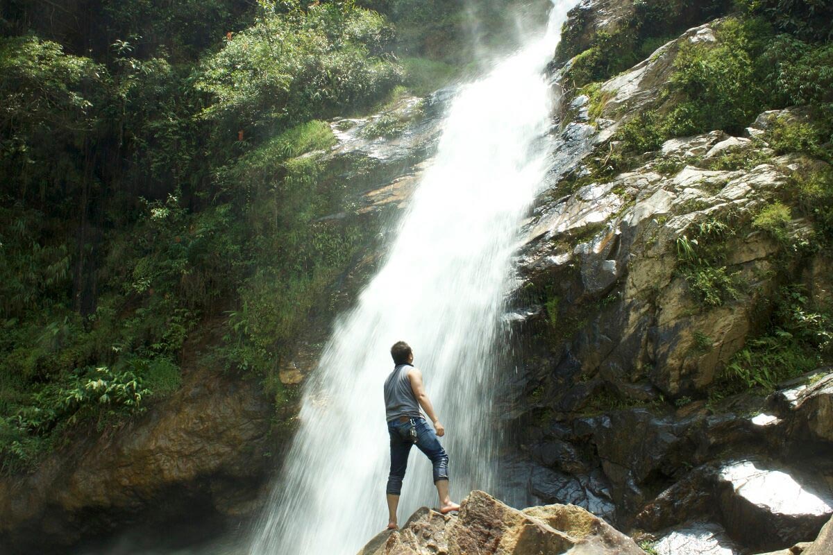 waterfalls in mu cang chai vietnam